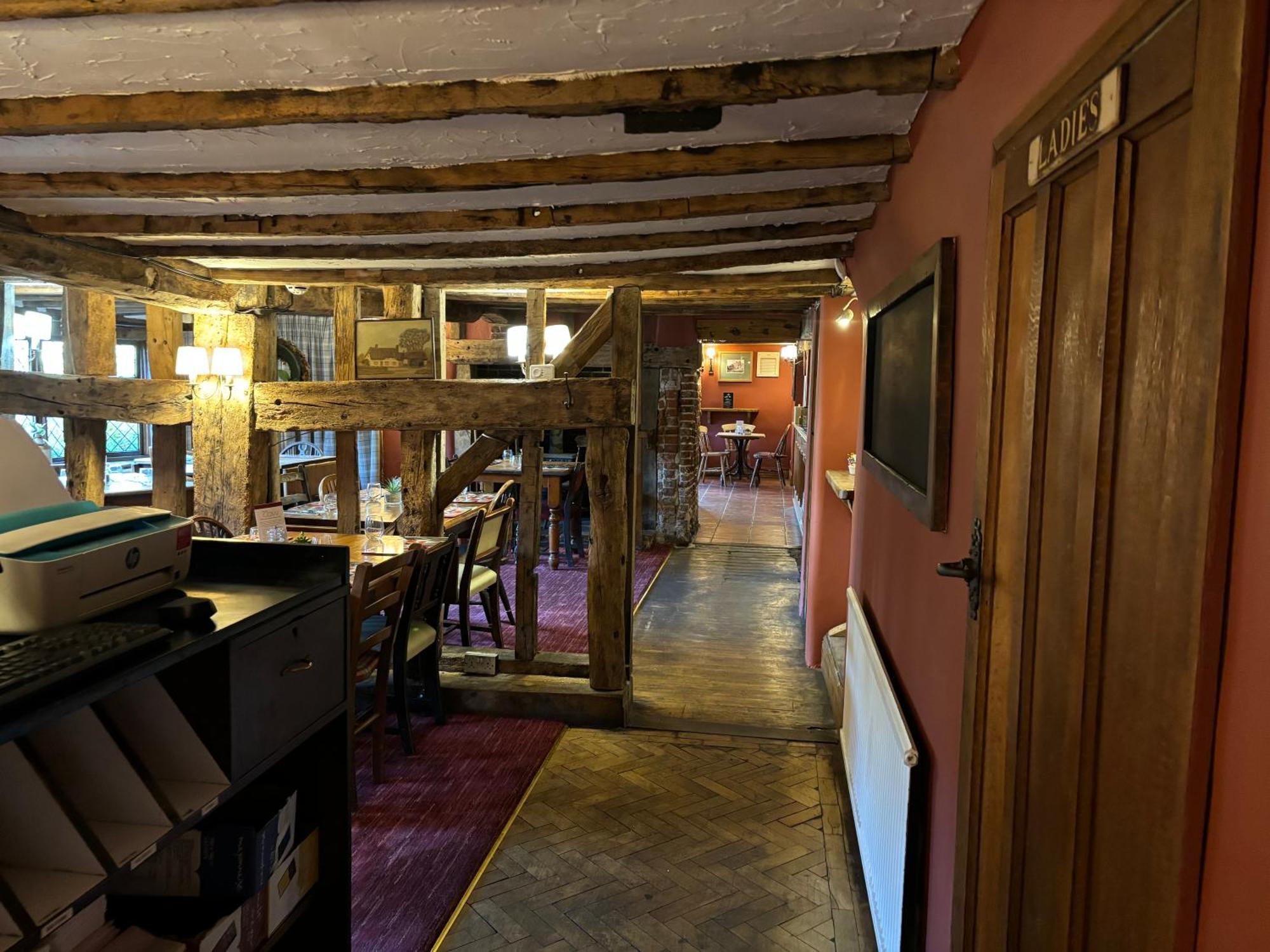 The Red Cow Otel Heydon  Dış mekan fotoğraf